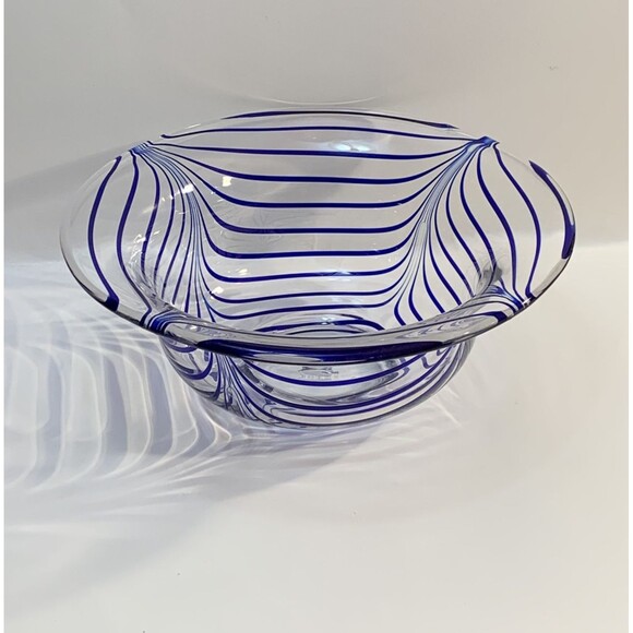 Clear Art Glass Bowl Blue Pulled Ribbon Swirls MCM Handmade Pontil Base Marked M - Picture 2 of 12